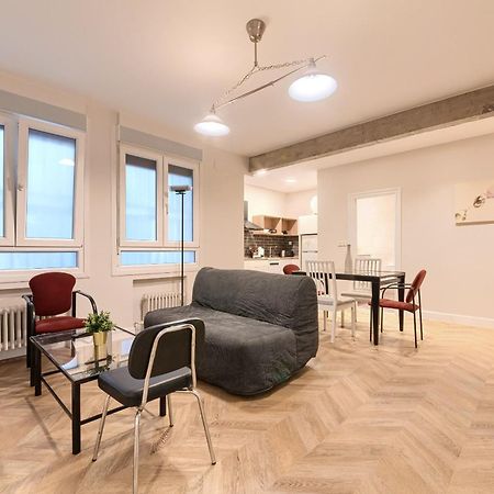 Euskalduna, Vivienda Turistica Moderna Y Renovado Bilbao Kültér fotó