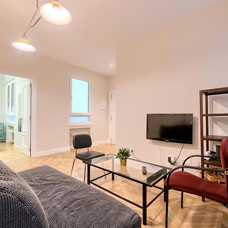Euskalduna, Vivienda Turistica Moderna Y Renovado Bilbao Kültér fotó