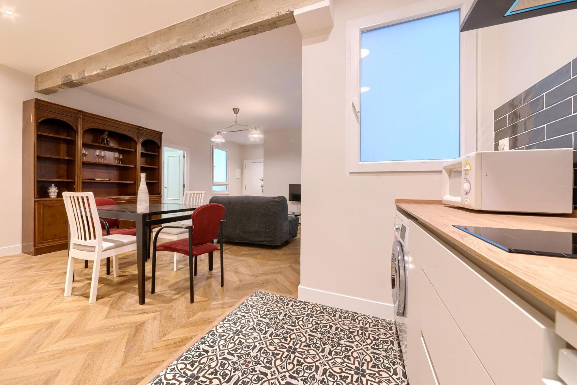 Euskalduna, Vivienda Turistica Moderna Y Renovado Bilbao Kültér fotó