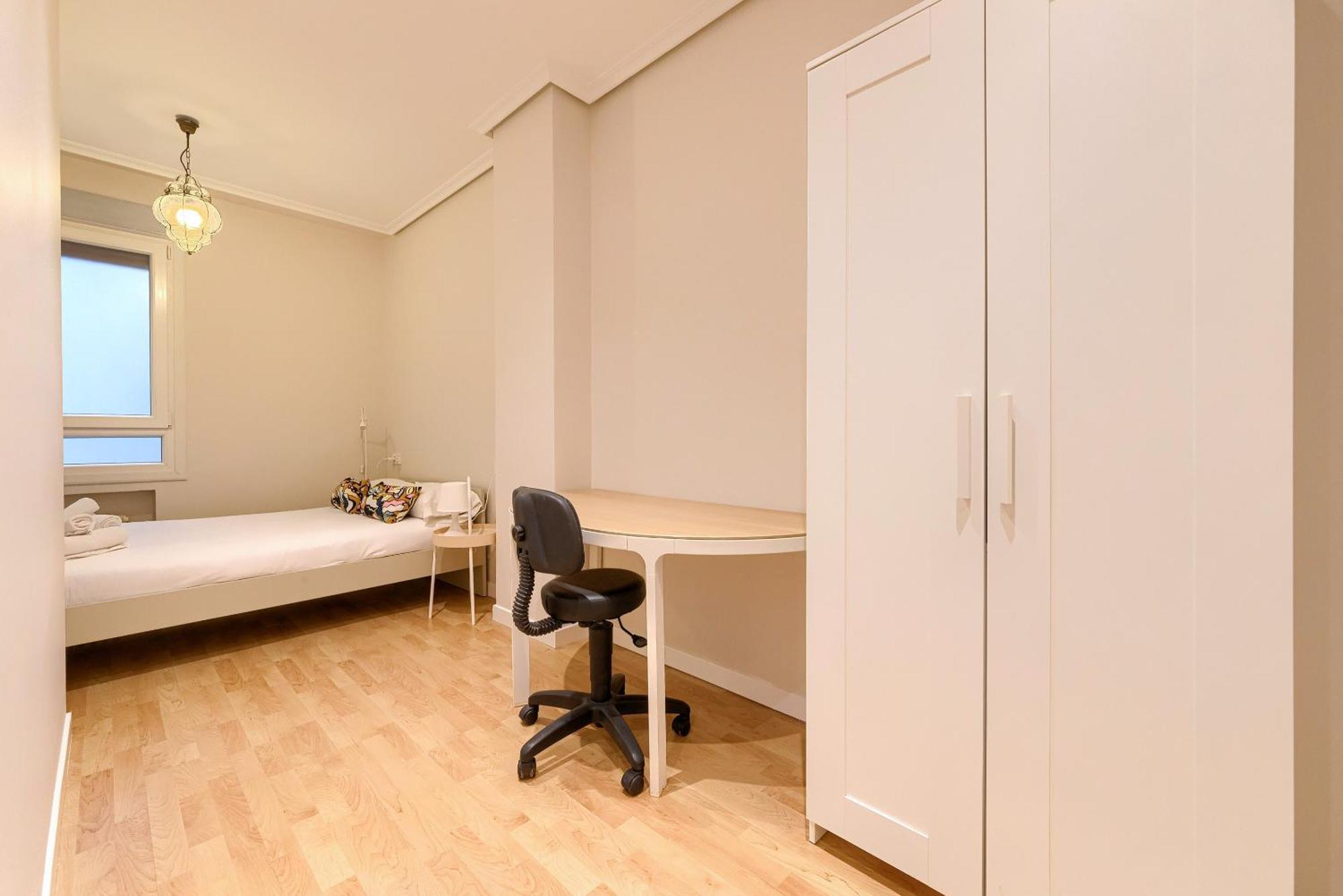 Euskalduna, Vivienda Turistica Moderna Y Renovado Bilbao Kültér fotó